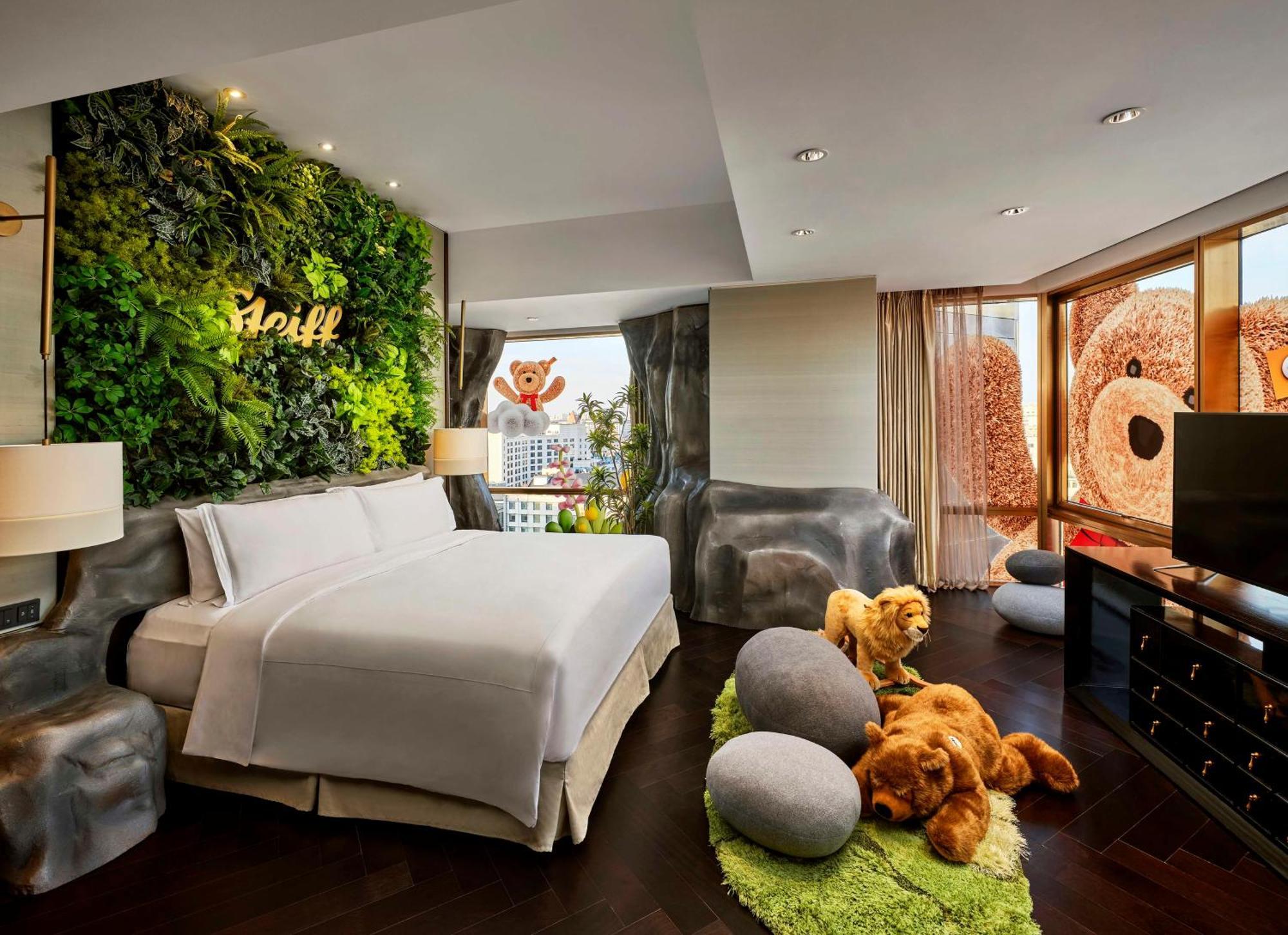 Waldorf Astoria Hotel 5*