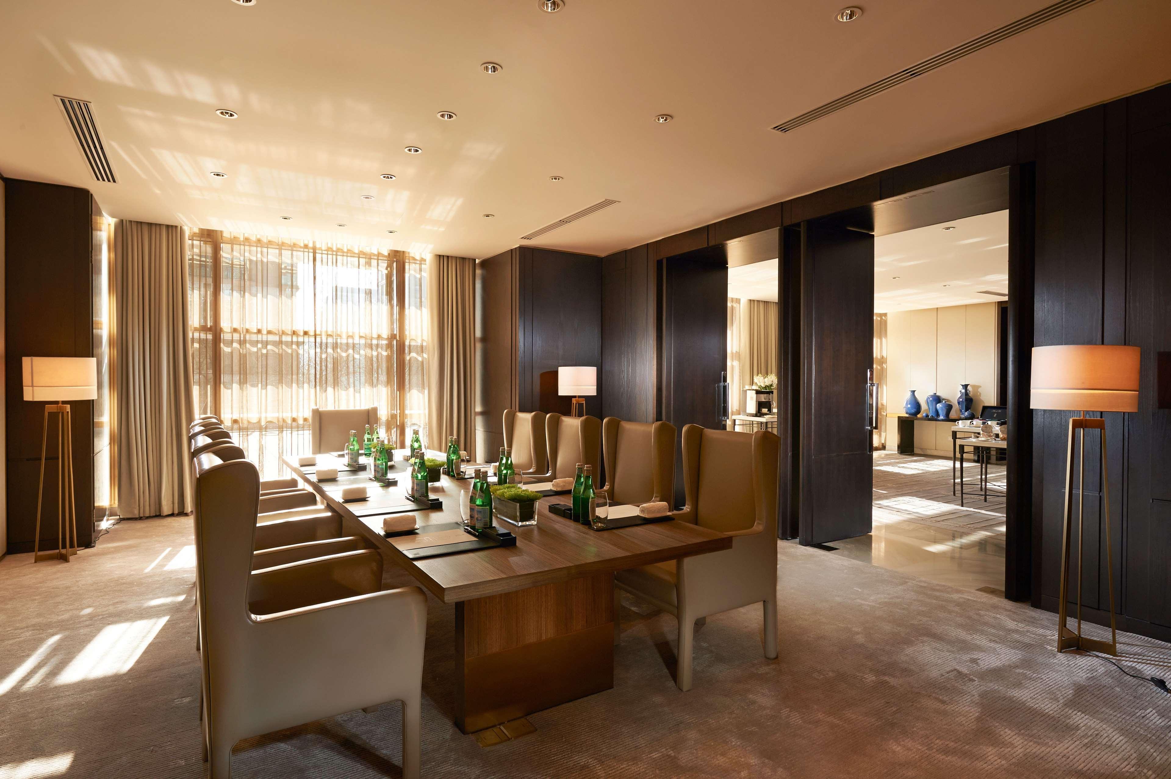 Waldorf Astoria Hotel 5*