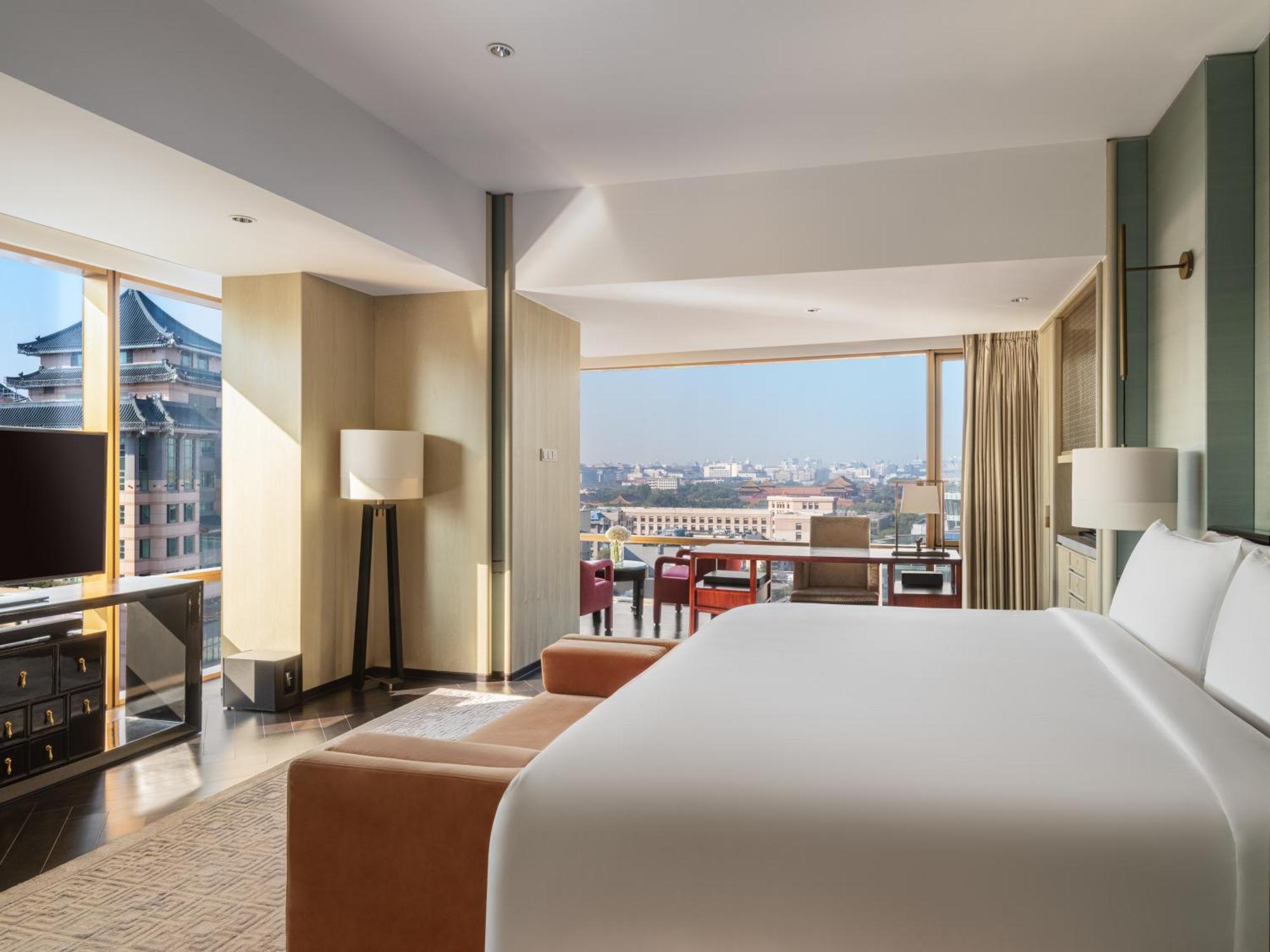 Waldorf Astoria Hotel 5*